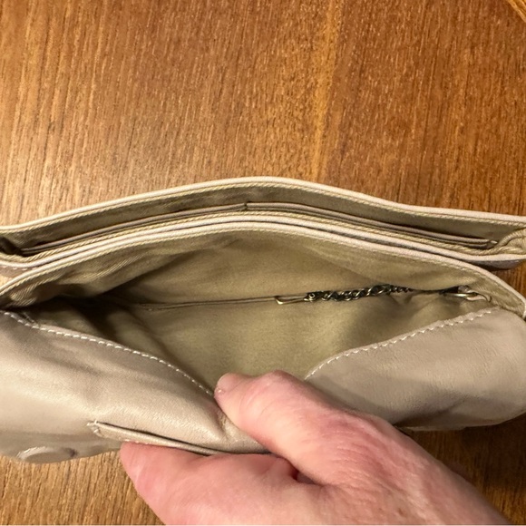 Pale Pink Butter Soft HOBO Brand Wallet - Picture 6 of 13